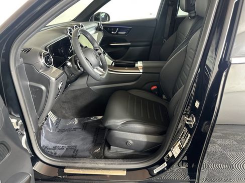 Certified 2026 Mercedes-Benz GLC 300 image 9
