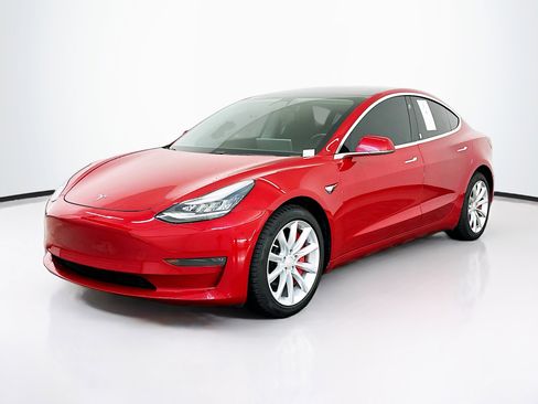 Used 2018 Tesla Model 3 Long Range image 3