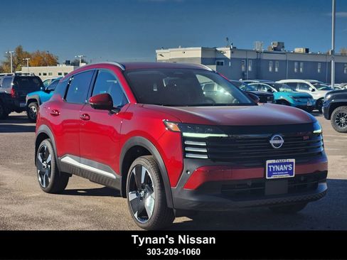 New 2025 Nissan Kicks SR image 1