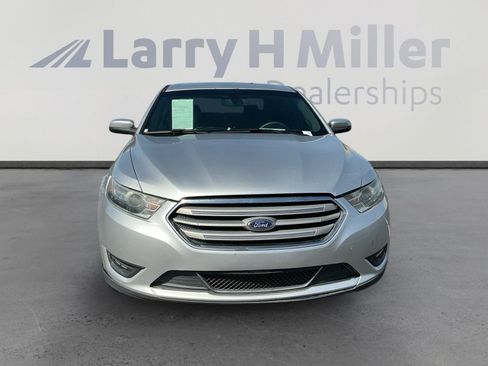 Used 2016 Ford Taurus SEL image 8