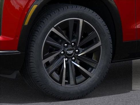 New 2026 Cadillac Vistiq Sport w/ LPO, Floor Liner Package AWD/4WD image 9