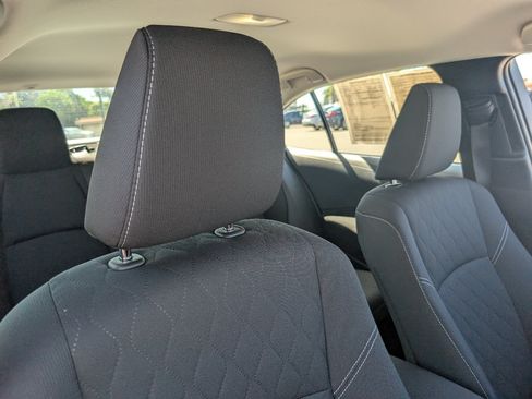 Used 2026 Toyota Corolla LE FWD image 3