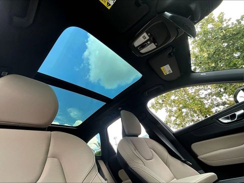 New 2026 Volvo XC60 B5 Plus w/ Protection Package Premier image 26