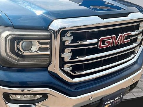 Used 2018 GMC Sierra 1500 SLT AWD/4WD image 32