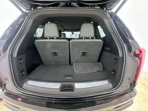 Used 2024 Cadillac XT6 Premium Luxury w/ Technology Package AWD/4WD image 23