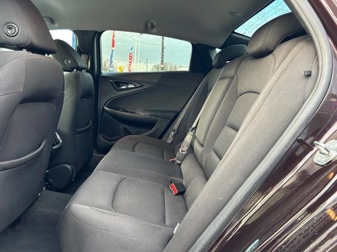 Used 2020 Chevrolet Malibu LT FWD image 37