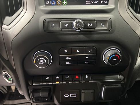 Used 2023 Chevrolet Silverado 1500 Custom image 35