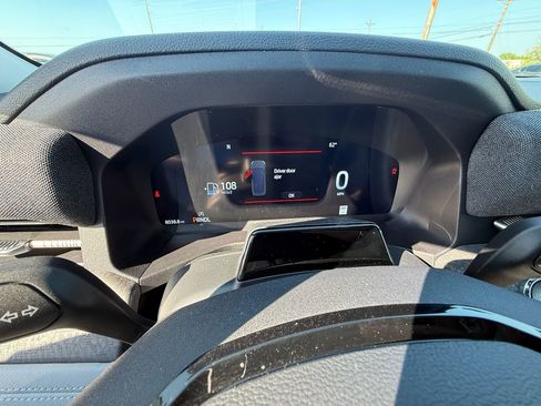 Used 2025 Ford Explorer Platinum w/ Ultimate Package image 17