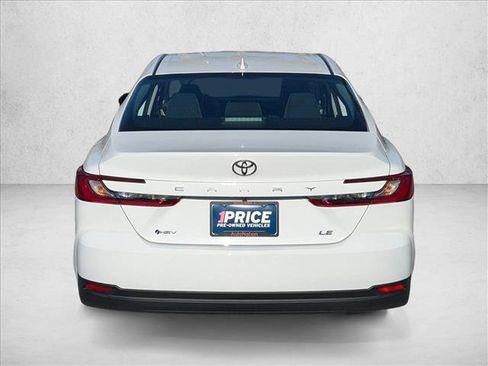 Used 2025 Toyota Camry LE FWD image 7