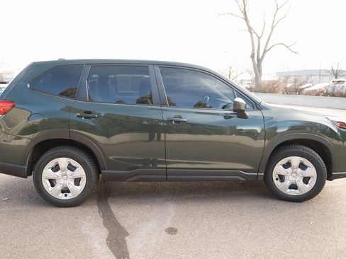 Used 2024 Subaru Forester image 9