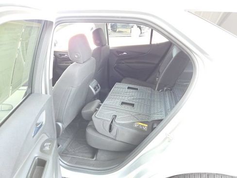 Used 2022 Chevrolet Equinox LT AWD/4WD image 43