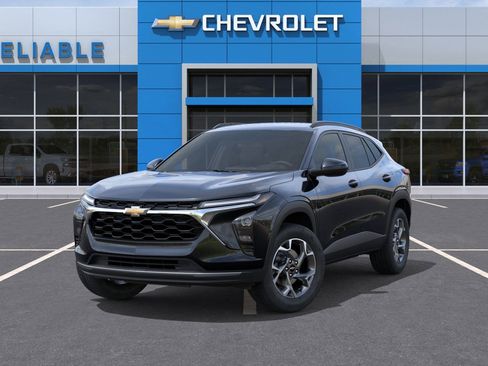 New 2026 Chevrolet Trax LT w/ Driver Confidence Package image 6
