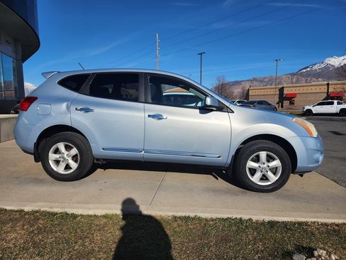 Used 2013 Nissan Rogue S w/ Special Edition Pkg image 4