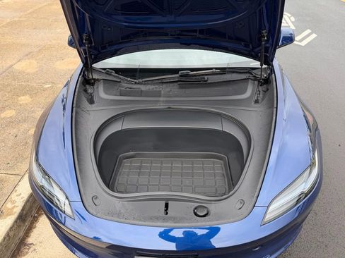 Used 2024 Tesla Model 3 Standard Range image 8