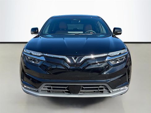 New 2025 VinFast VF 8 Plus image 2