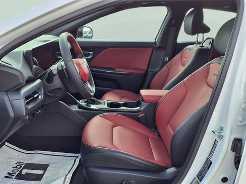 New 2026 Kia K4 GT-Line image 18