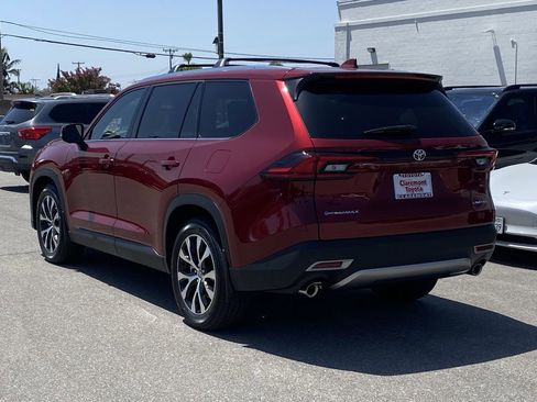Certified 2026 Toyota Grand Highlander AWD Hybrid image 4