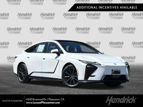 New 2026 Lexus ES 350e FWD image 1