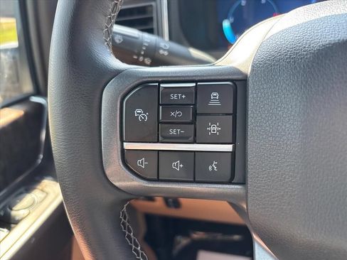 Used 2025 Ford F250 Lariat w/ Lariat Ultimate Package AWD/4WD image 30