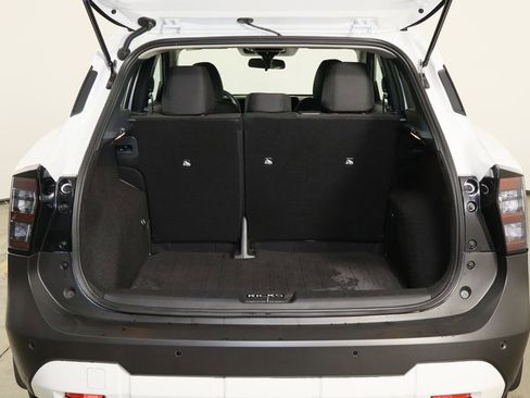 Used 2025 Nissan Kicks S image 18