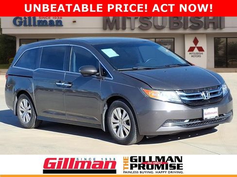Used 2016 Honda Odyssey SE image 1