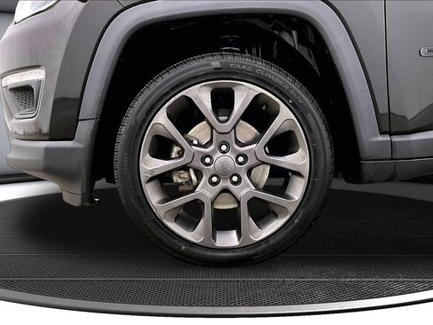 Used 2020 Jeep Compass High Altitude AWD/4WD image 32