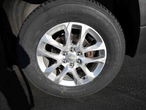 Used 2019 Chevrolet Traverse LT image 30