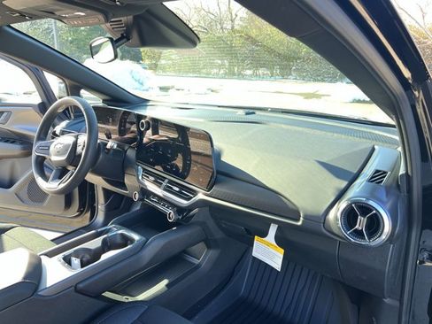 New 2026 Chevrolet Equinox EV LT image 29