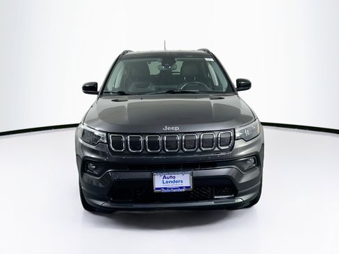 Used 2022 Jeep Compass Latitude w/ Convenience Group image 2