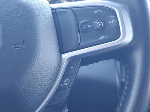 Used 2024 RAM 2500 Big Horn w/ Sport Appearance Package image 13