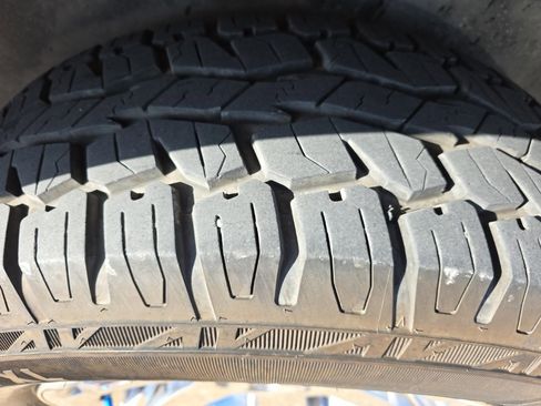 Used 2009 Dodge Ram 1500 Truck Laramie image 9