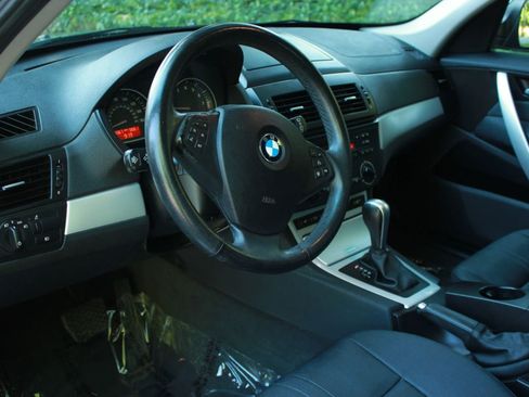 Used 2010 BMW X3 xDrive28i AWD/4WD image 10