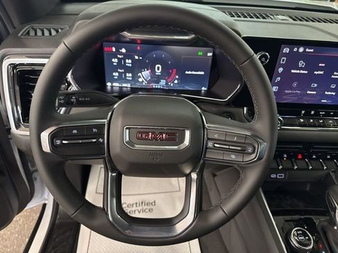 New 2026 GMC Canyon Elevation image 12