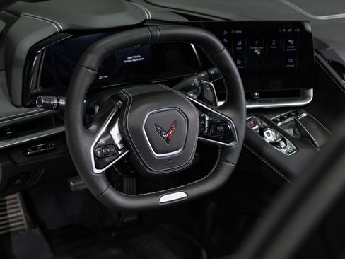 Used 2025 Chevrolet Corvette Z06 image 48