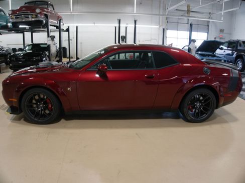 Used 2022 Dodge Challenger R/T Scat Pack image 2
