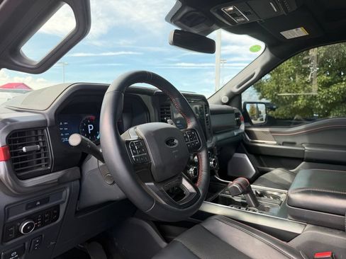 Used 2025 Ford F150 Raptor AWD/4WD image 17