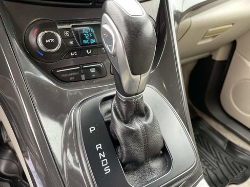Used 2014 Ford Escape Titanium FWD image 28