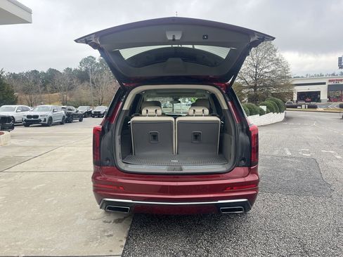 Used 2020 Cadillac XT6 Premium Luxury image 34