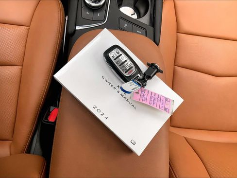 Used 2024 Cadillac XT5 Premium Luxury AWD/4WD image 12