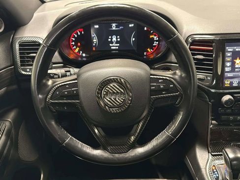Used 2021 Jeep Grand Cherokee Altitude AWD/4WD image 8
