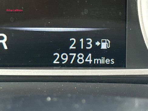 Used 2017 Nissan Sentra SV FWD image 27