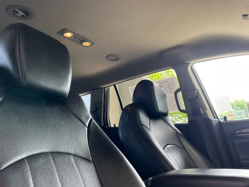 Used 2015 Buick Enclave Leather AWD/4WD image 19