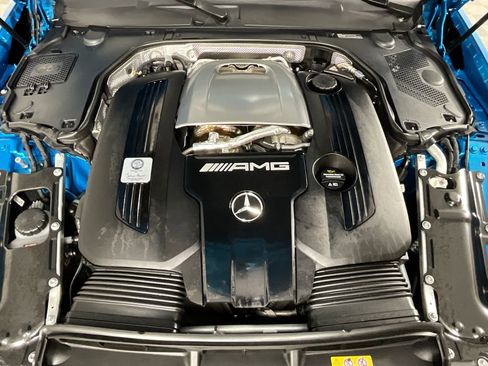 Used 2023 Mercedes-Benz SL 63 AMG 4MATIC w/ Driver Assistance Package image 28