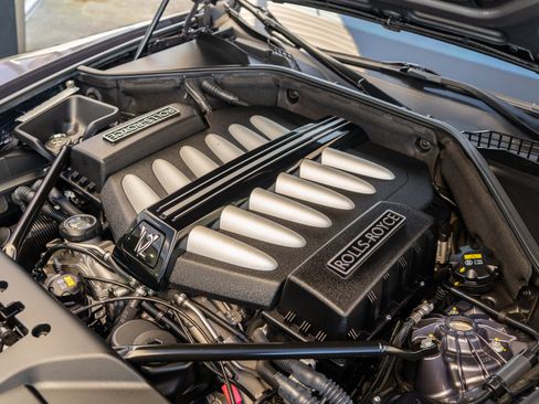 Used 2016 Rolls-Royce Wraith image 50