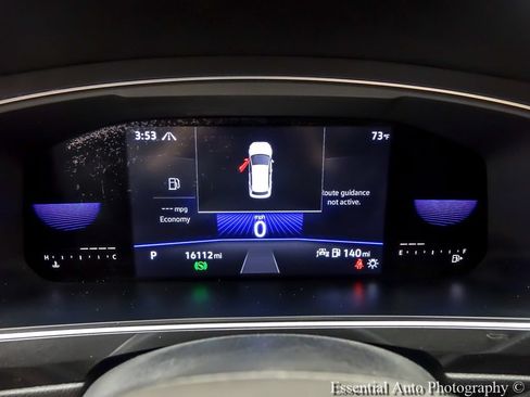 Used 2022 Volkswagen Tiguan SE AWD/4WD image 13