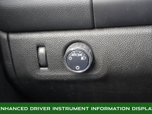 Used 2022 Chevrolet Colorado LT w/ Fleet Safety Package image 19