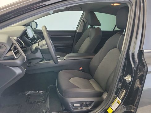 Used 2022 Toyota Camry LE FWD image 16