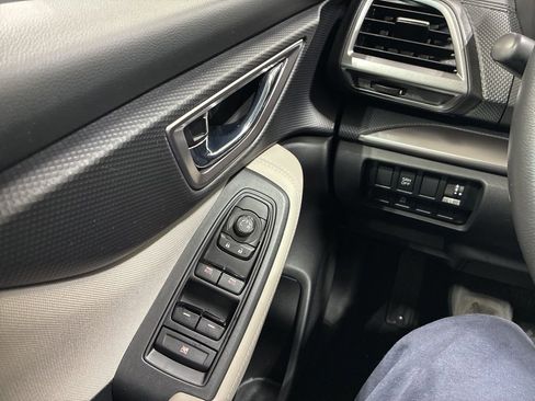 Certified 2023 Subaru Forester Premium image 23