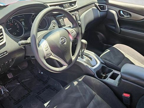 Used 2014 Nissan Rogue SV w/ SV Premium Package FWD image 10