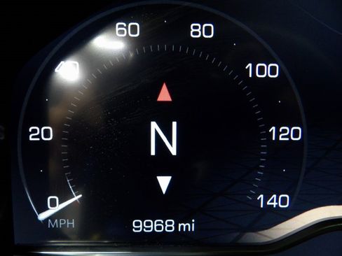 Used 2025 GMC Sierra 1500 AT4 w/ Technology Package image 11